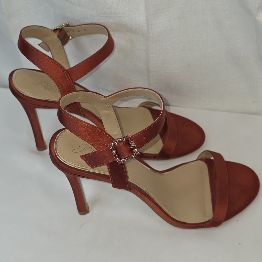 Jewel Badgley Mischka Arlina  Rhinestone Heel Sanadas In Rust‎ Satin Size 8.5